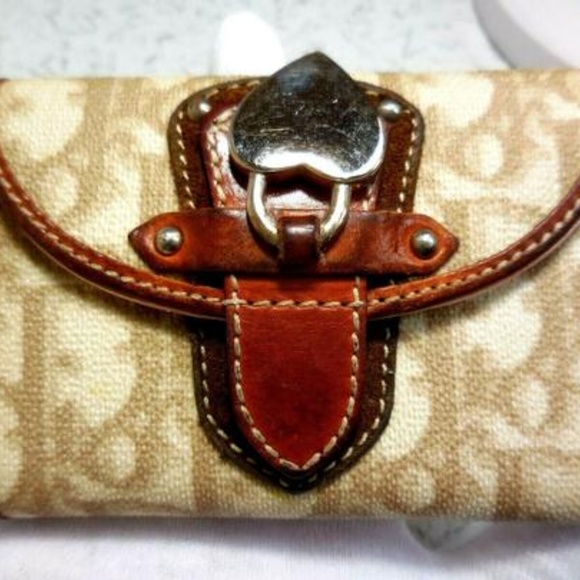 DIOR 'Trotter Romantique Heart Flap' card/key case - Picture 2 of 8